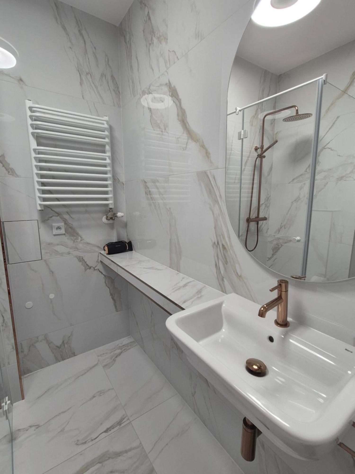 Aparthotel Miodowa 25 Krakau Buitenkant foto